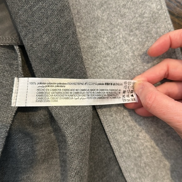 ZARA Gray Lightweight unlined long topcoat with pockets size Large - Picture 6 of 8